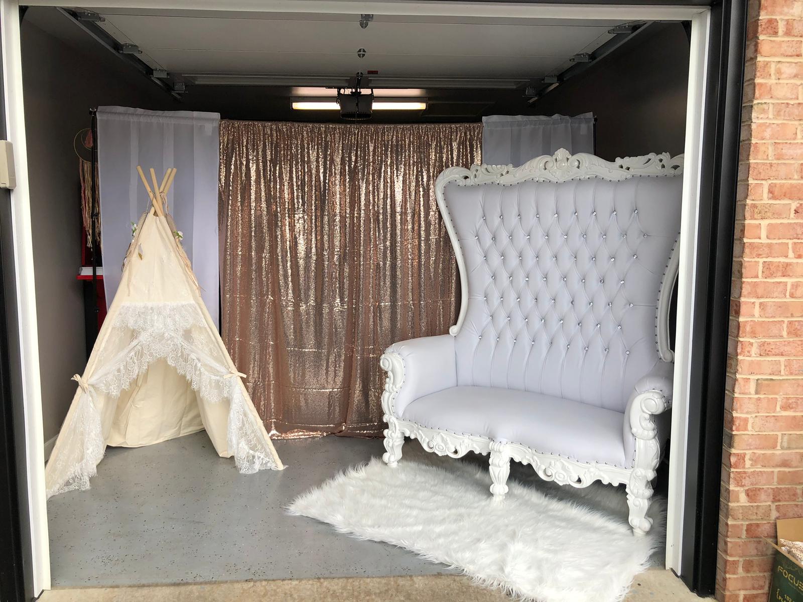 Double Throne Chairs Leveled Up Rentals