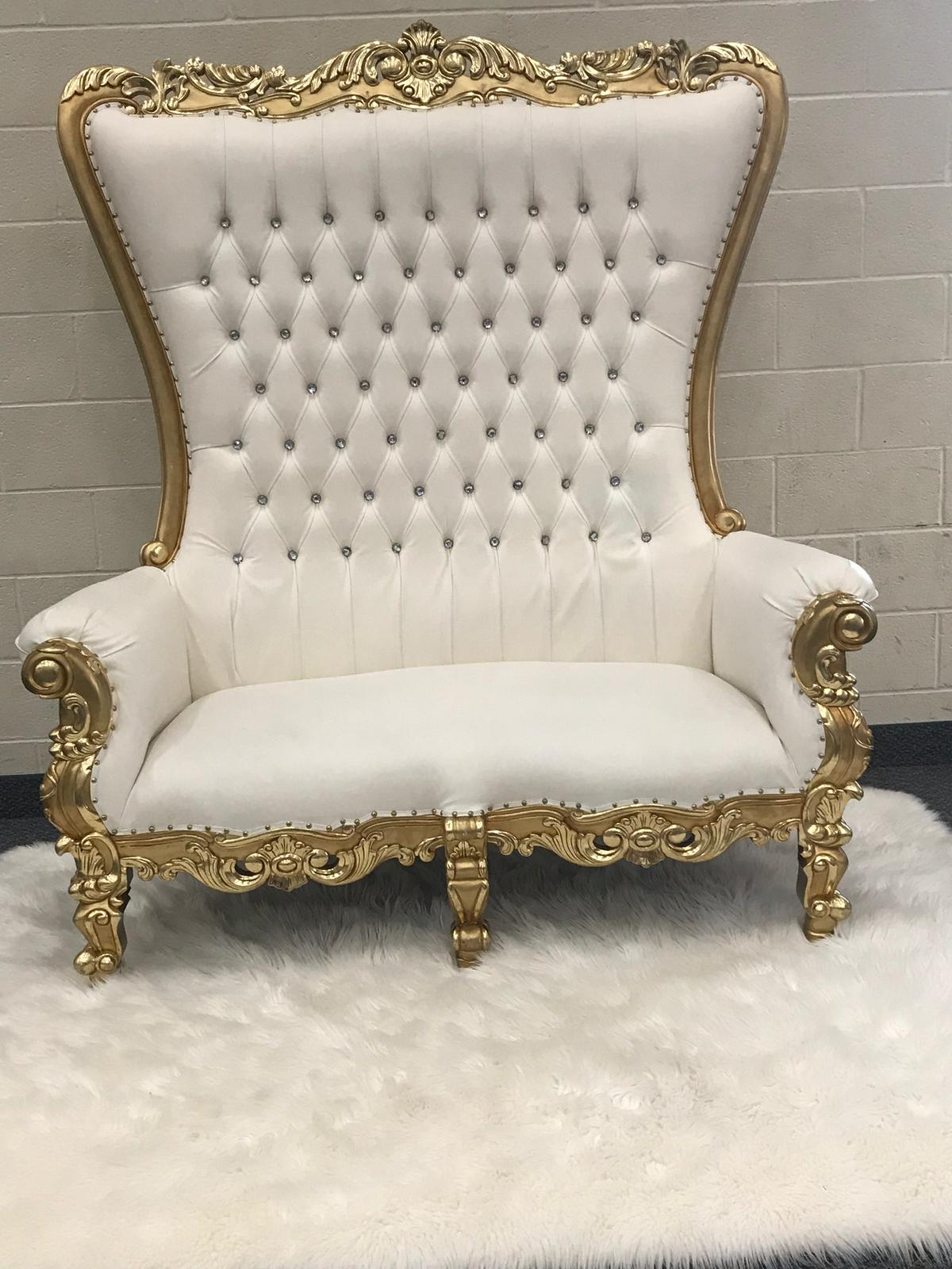 Double Throne Chairs – Leveled Up Rentals